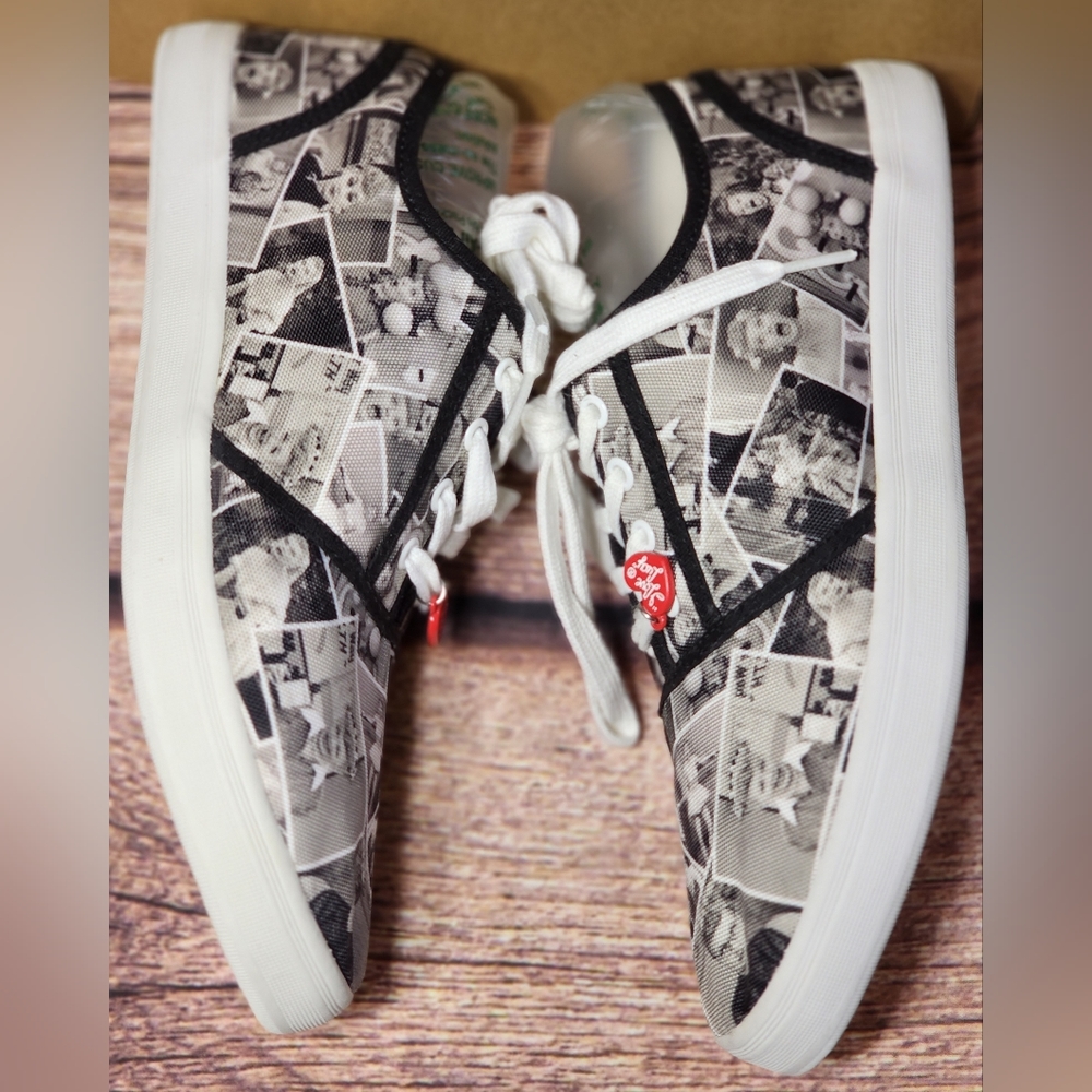 I Love Lucy Sneakers - Size 9 - Picture 10 of 12